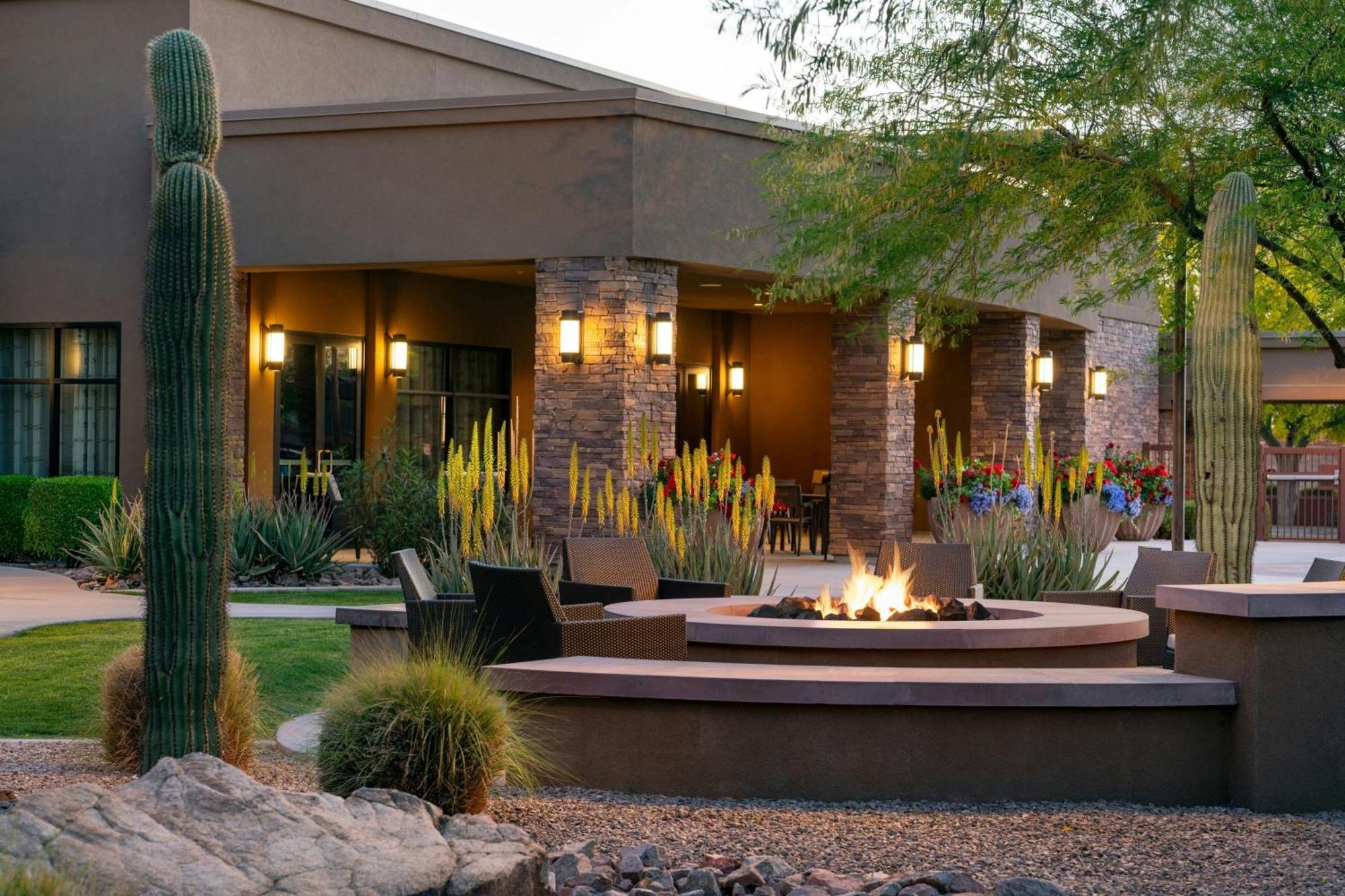 Courtyard By Marriott Scottsdale Salt River Εξωτερικό φωτογραφία